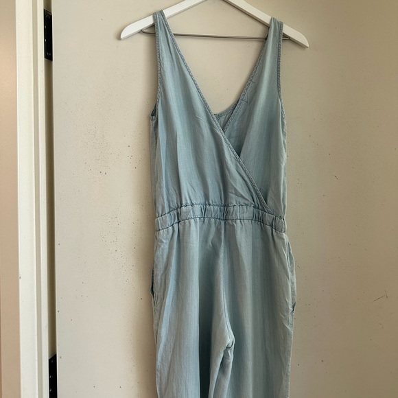 Cloth & Stone Chambray Jumpsuit - Picture 5 of 7